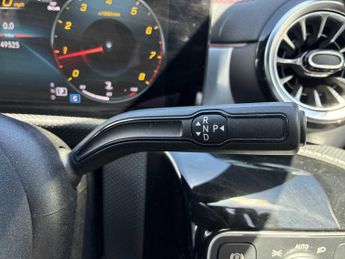 MERCEDES-BENZ CLA Cla 200 Amg Line Executive 4Dr Tip Auto