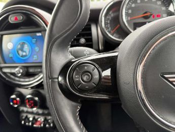 MINI HATCHBACK 1.5 Cooper Exclusive Ii 5Dr Auto