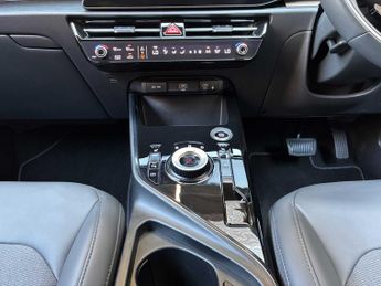 KIA NIRO 1.6 Gdi 136 Hybrid Evolve 5Dr Dct