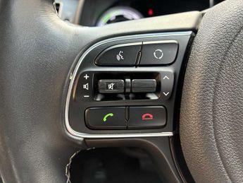 KIA NIRO 1.6 Gdi Phev 3 5Dr Dct