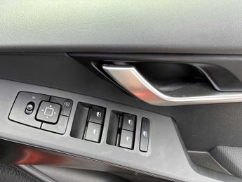 KIA NIRO 150Kw 2 65Kwh 5Dr Auto