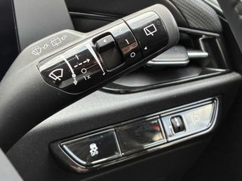 KIA NIRO 150Kw 2 65Kwh 5Dr Auto