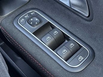 MERCEDES-BENZ CLA Cla 200 Amg Line Executive 5Dr Tip Auto