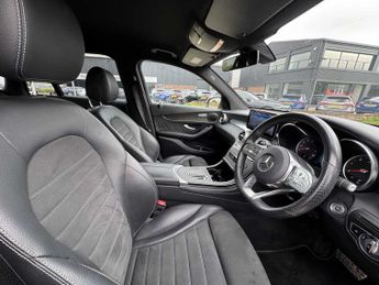 MERCEDES-BENZ GLC Glc 220D 4Matic Amg Line 5Dr 9G-Tronic