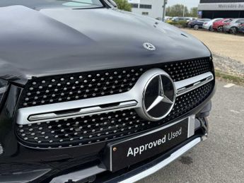 MERCEDES-BENZ GLC Glc 220D 4Matic Amg Line 5Dr 9G-Tronic