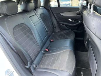 MERCEDES-BENZ GLC Glc 220D 4Matic Amg Line 5Dr 9G-Tronic