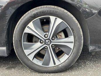 NISSAN LEAF 110Kw 10 40Kwh 5Dr Auto
