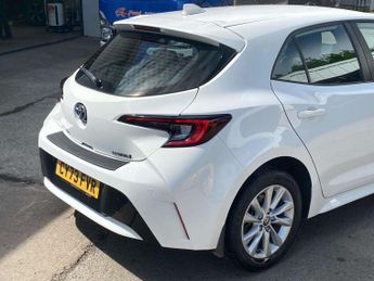TOYOTA COROLLA 1.8 Hybrid Icon 5Dr Cvt