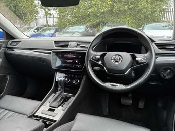 SKODA SUPERB 1.4 Tsi Iv Laurin + Klement Dsg 5Dr