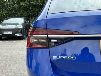 SKODA SUPERB 1.4 Tsi Iv Laurin + Klement Dsg 5Dr