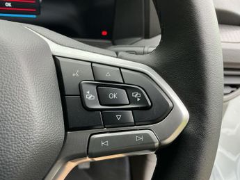 VOLKSWAGEN TRANSPORTER 100Kw 65Kwh Commerce Pro Van Auto