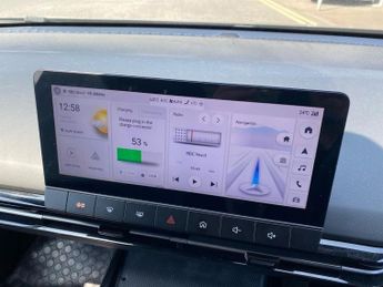 MG MOTOR UK MG4 64Kwh Trophy Long Range Hatchback 5Dr Electric Auto (203 Ps)