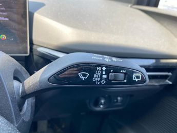 MG MOTOR UK MG4 64Kwh Trophy Long Range Hatchback 5Dr Electric Auto (203 Ps)