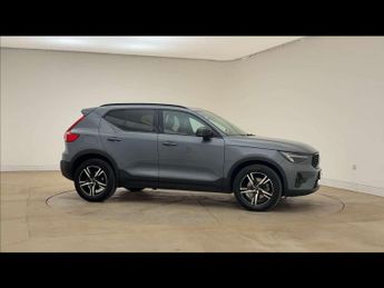 VOLVO XC40 2.0 B3P Plus Dark 5Dr Auto