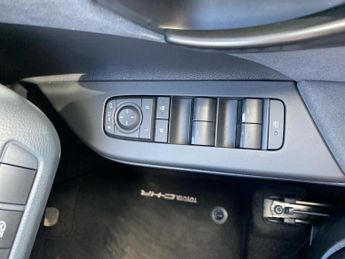 TOYOTA C-HR 1.8 Vvt-H Excel Suv 5Dr Petrol Hybrid Cvt Euro 6 (S/S) (140 Ps)