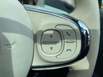 FIAT 500 500 1.2 Lounge 3Dr Dualogic Hatchback