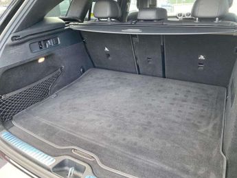 MERCEDES-BENZ GLC Glc 300D 4Matic Amg Line Premium 5Dr 9G-Tronic