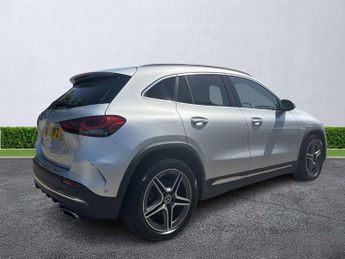 MERCEDES-BENZ GLA Gla 200 Amg Line Executive 5Dr Auto