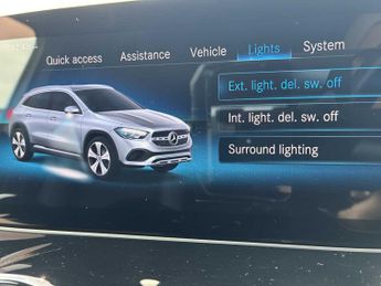 MERCEDES-BENZ GLA Gla 200 Amg Line Executive 5Dr Auto