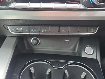 AUDI A4 2.0 Tfsi 35 S Line Saloon 4Dr Petrol S Tronic Euro 6 (S/S) (150 