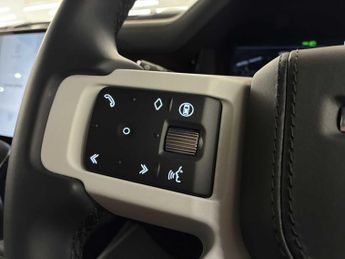 LAND ROVER DEFENDER 3.0 D350 X-Dynamic Hse 130 5Dr Auto
