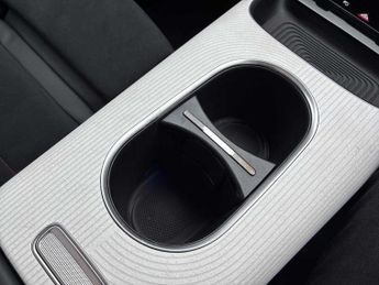 MERCEDES-BENZ CLA Cla 250+ 200Kw Eq Amg Line Prem Ed 85Kwh 4Dr Auto
