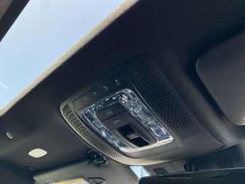 MERCEDES-BENZ CLA Cla 180 Amg Line Premium Plus 4Dr Tip Auto