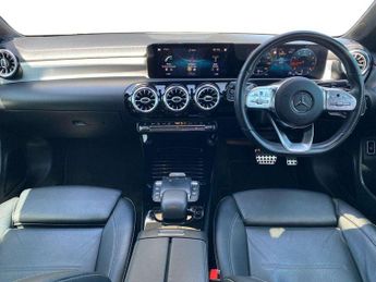 MERCEDES-BENZ CLA Cla 180 Amg Line Premium Plus 4Dr Tip Auto