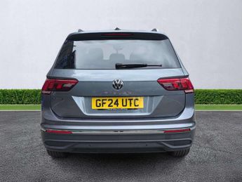 VOLKSWAGEN TIGUAN ALLSPACE 1.5 Tsi Life 5Dr Dsg