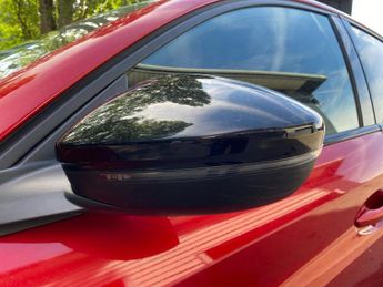 PEUGEOT 208 100Kw Gt 50Kwh 5Dr Auto