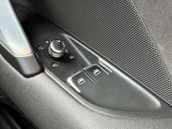 AUDI TT 2.0T Fsi Quattro S Line 2Dr S Tronic