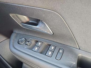 VAUXHALL MOKKA 100Kw Ultimate 50Kwh 5Dr Auto