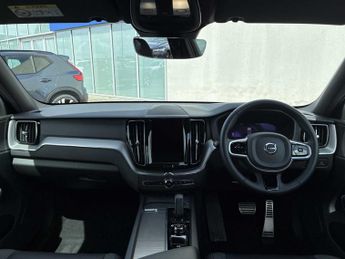 VOLVO XC60 2.0 B5P R Design 5Dr Awd Geartronic