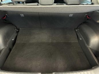 KIA NIRO 150Kw 2 65Kwh 5Dr Auto