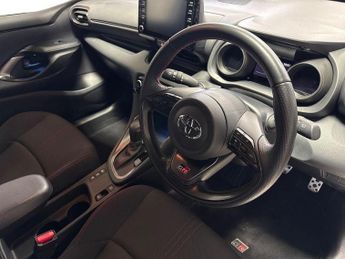 TOYOTA YARIS 1.5 Vvt-H Gr Sport Hatchback 5Dr Petrol Hybrid E-Cvt Euro 6 (S/S