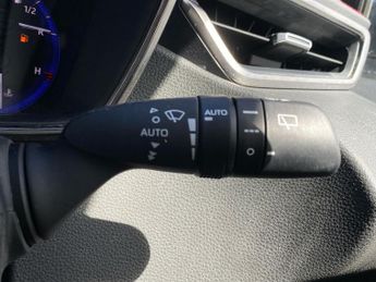 TOYOTA COROLLA 2.0 Vvt-I Hybrid Excel 5Dr Cvt [Jbl/Bi-Tone]