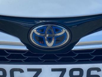 TOYOTA COROLLA 2.0 Vvt-I Hybrid Excel 5Dr Cvt [Jbl/Bi-Tone]