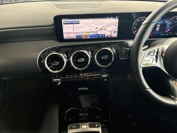 MERCEDES-BENZ A CLASS A180 Sport Edition 5Dr Auto