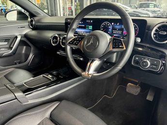 MERCEDES-BENZ A CLASS A180 Sport Edition 5Dr Auto