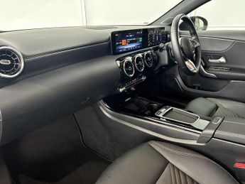 MERCEDES-BENZ A CLASS A180 Sport Edition 5Dr Auto