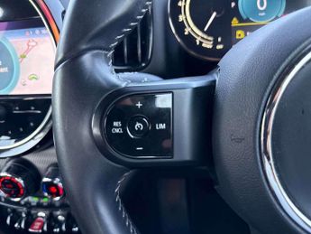 MINI COUNTRYMAN 1.5 Cooper Exclusive 5Dr Auto