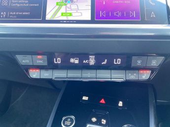 AUDI Q4 210Kw 45 82Kwh Black Edition 5Dr Auto [Tech Pack]