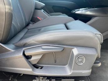 AUDI Q4 210Kw 45 82Kwh Black Edition 5Dr Auto [Tech Pack]