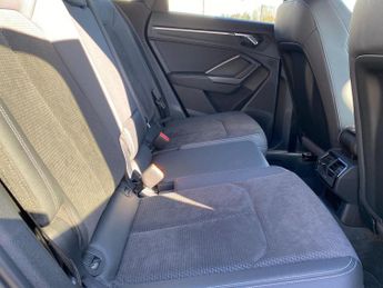 AUDI Q3 40 Tdi Quattro S Line 5Dr S Tronic [C+S Pack]