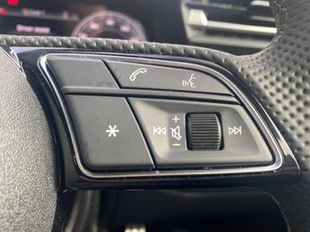 AUDI A3 1.5 Tfsi S Line Sportback 5Dr Petrol S Tronic Euro 6 (S/S) (150 