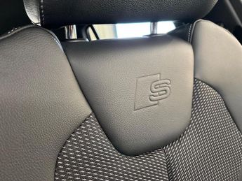 AUDI Q2 1.5 Tfsi Cod 35 S Line Suv 5Dr Petrol S Tronic Euro 6 (S/S) (150