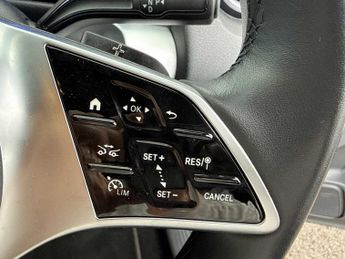 MERCEDES-BENZ EQB Eqb 250+ 140Kw Sport Executive 70.5Kwh 5Dr Auto