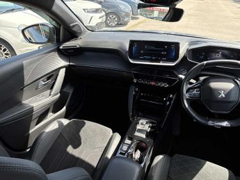 PEUGEOT 208 100Kw Gt Premium 50Kwh 5Dr Auto