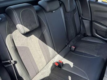 PEUGEOT 208 100Kw Gt Premium 50Kwh 5Dr Auto