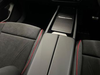 VOLKSWAGEN ID.7 Gtx 86Kwh Plus Tourer 5Dr Electric Auto 4Motion (340 Ps)